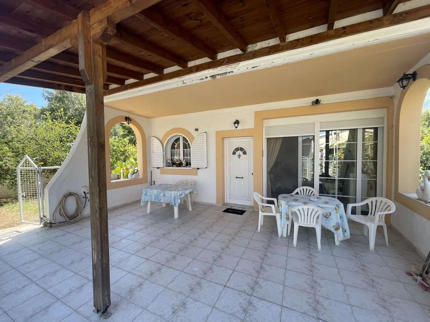 1 - vendita casa fronte mare methana attica grecia