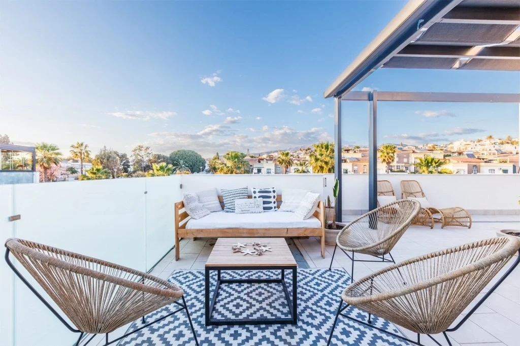 2 - venta apartamento caleta de velez andalucía españa