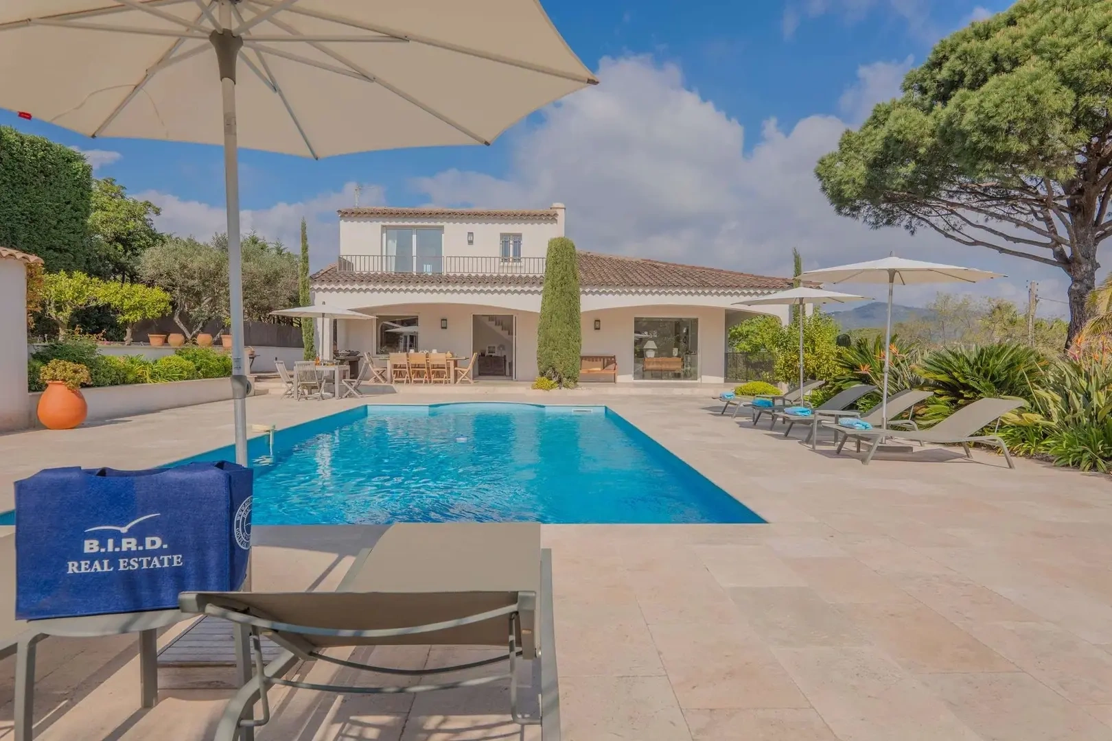 Casa vista mare con piscina