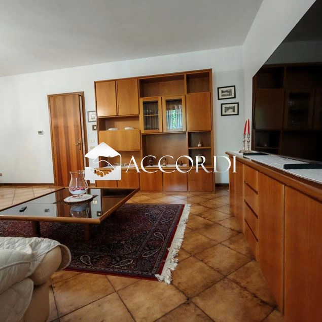 2 - venta apartamento caerano di san marco véneto italia
