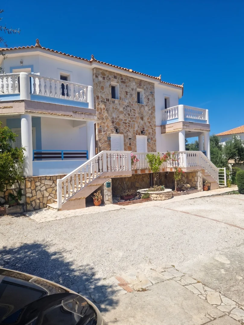 2 - verkoop appartement uitzicht op zee agios sostis ionische eilanden griekenland