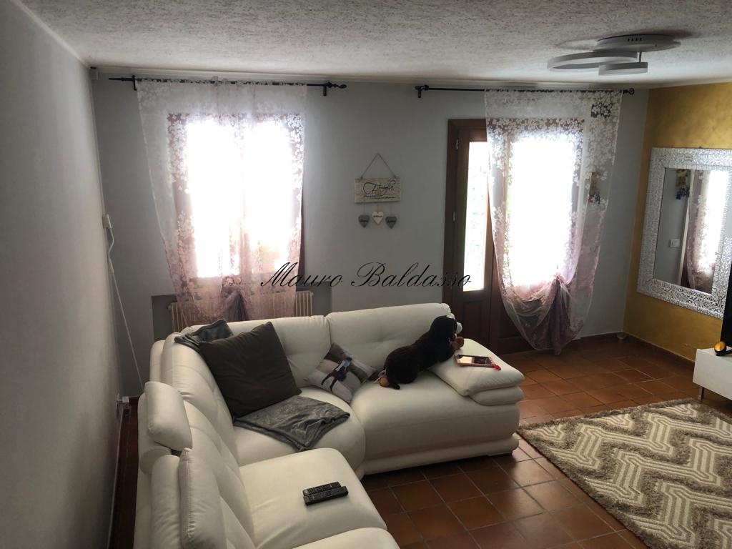 2 - house for sale in giavera del montello veneto italy