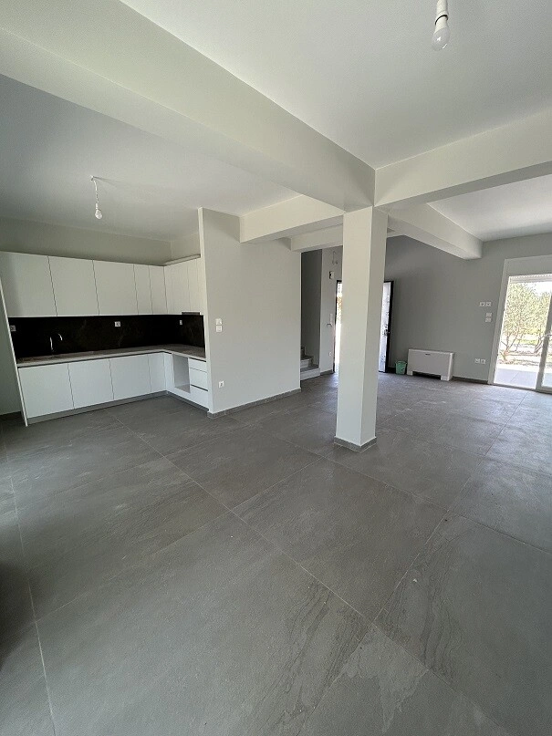 1 - sea view apartment for sale in kokkónion peloponnese greece