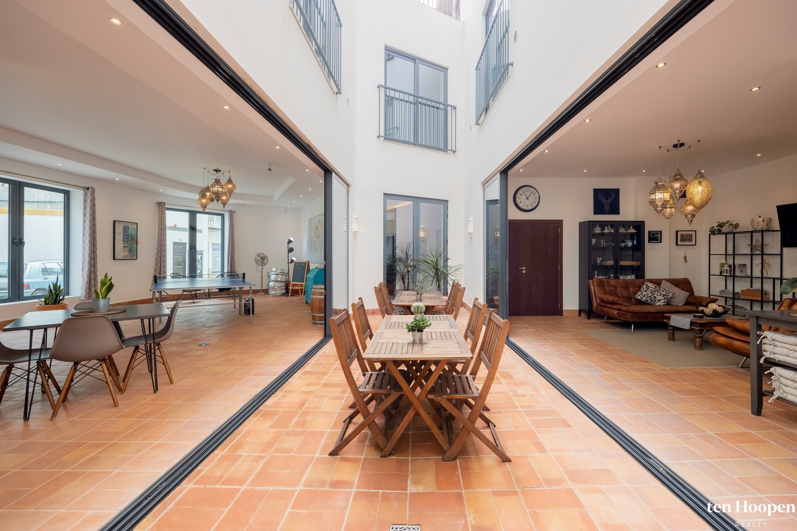 1 - beach walk business for sale in lagos algarve portugal