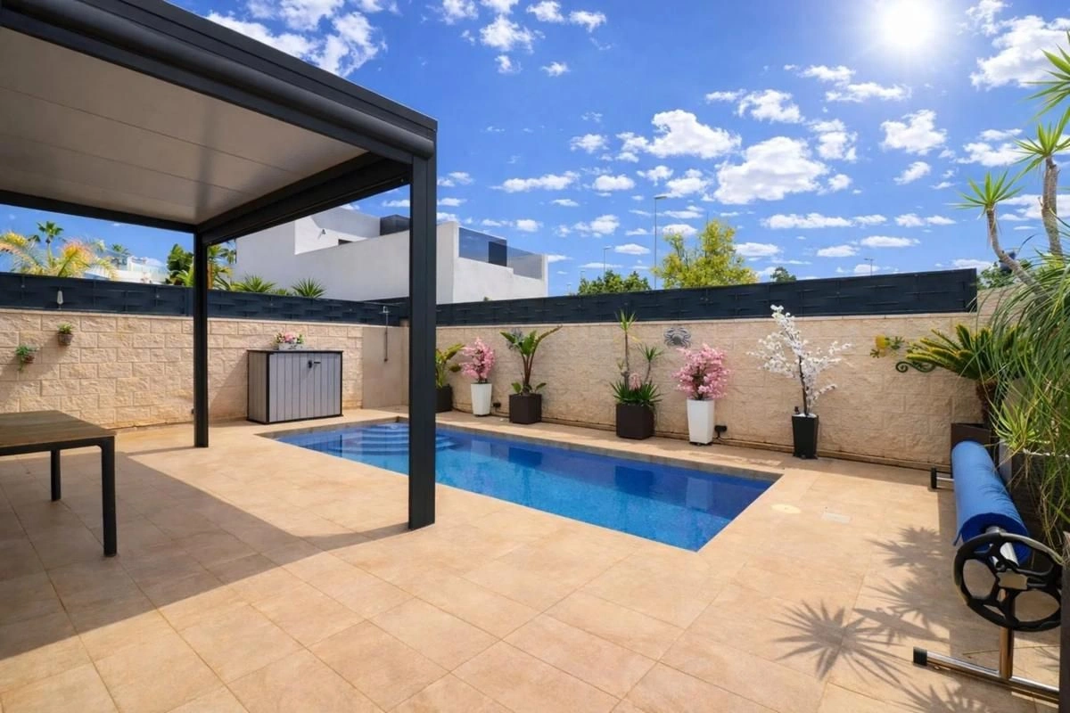2 - house for sale in benijofar valencian community spain