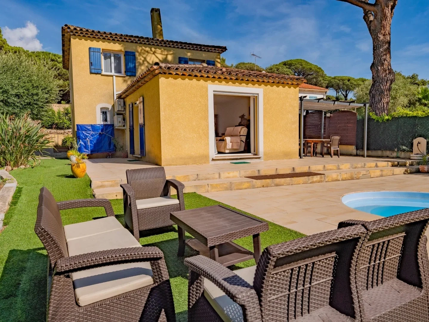 1 - house for sale in sainte-maxime var france
