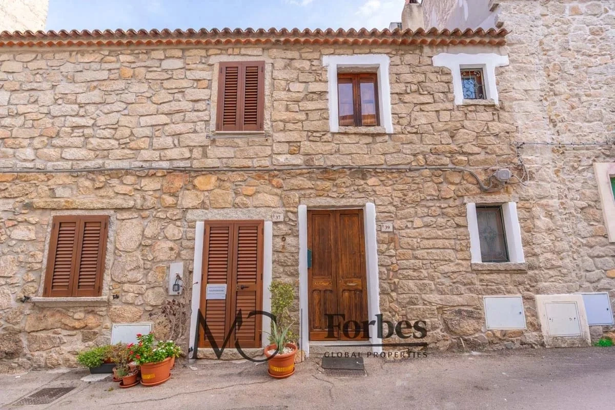 1 - venta casa berchidda cerdeña italia