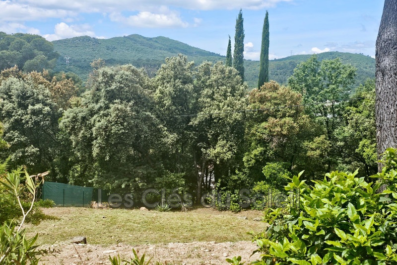 2 - venta terreno flassans-sur-issole var francia