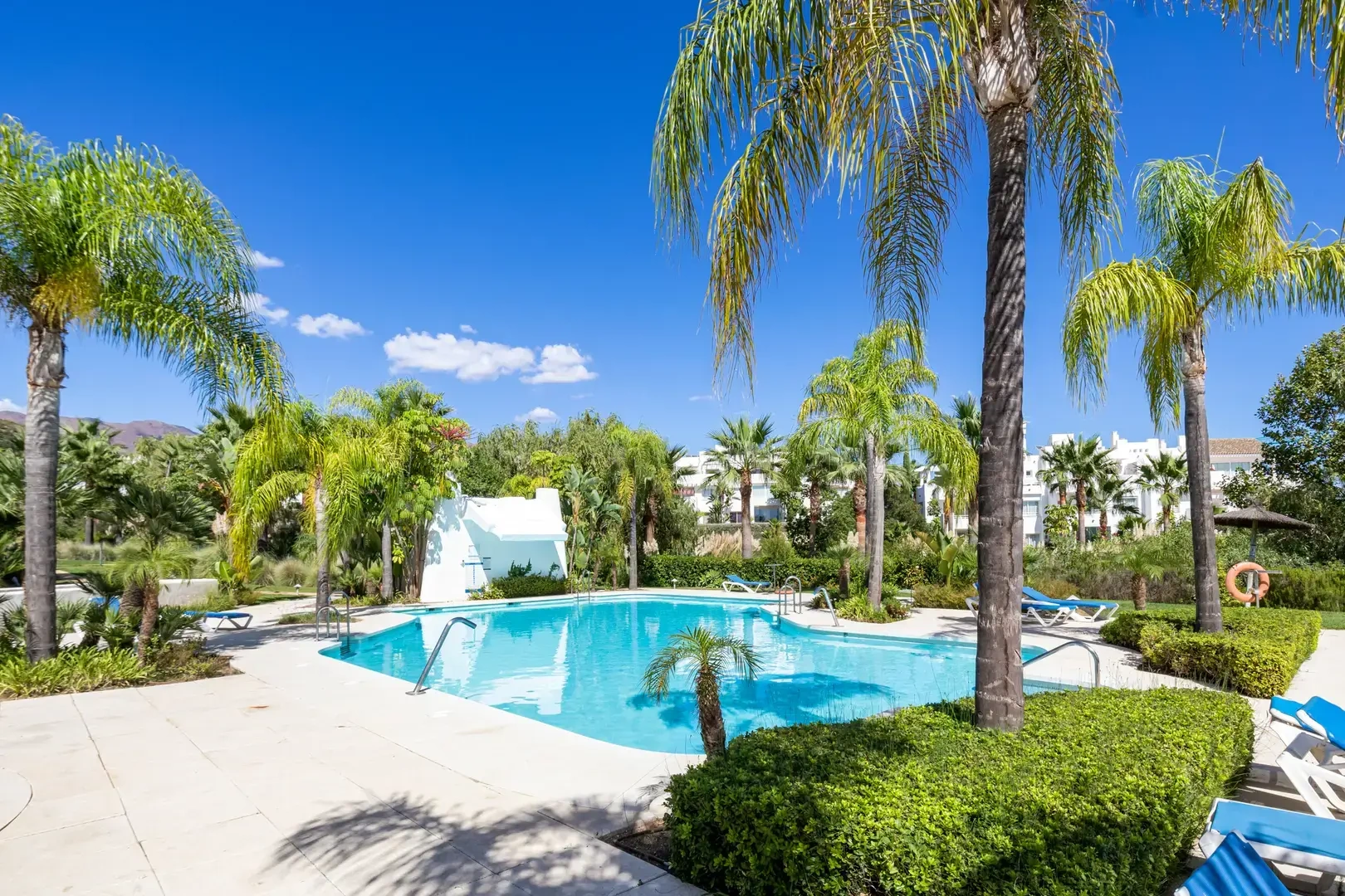 2 - venta apartamento estepona - costa del sol andalucía españa