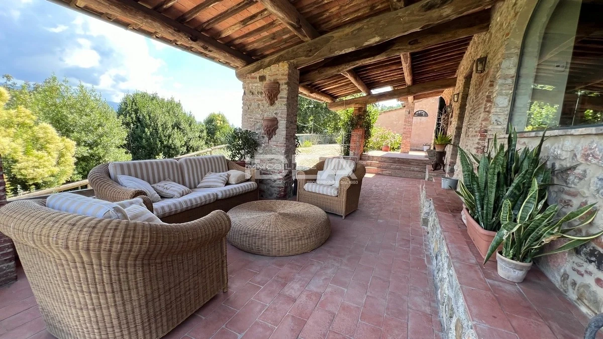1 - venta casa lucca toscana italia