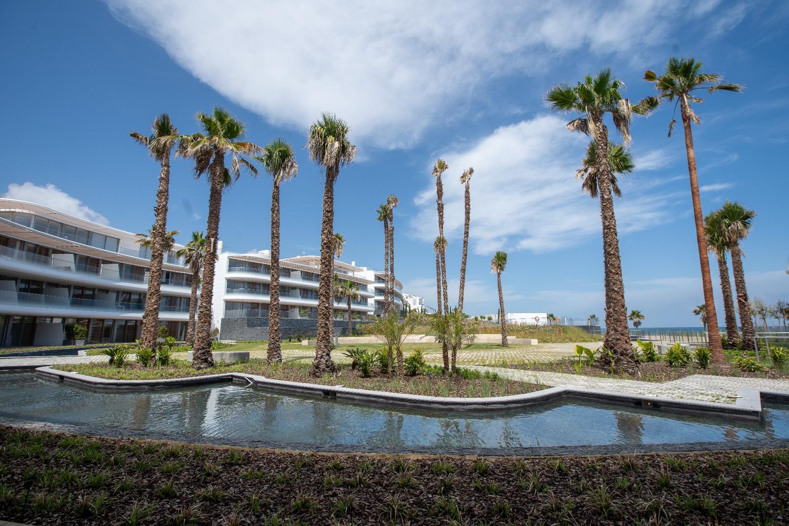 2 - verkauf wohnung direkt am wasser estepona - costa del sol andalusien spanien