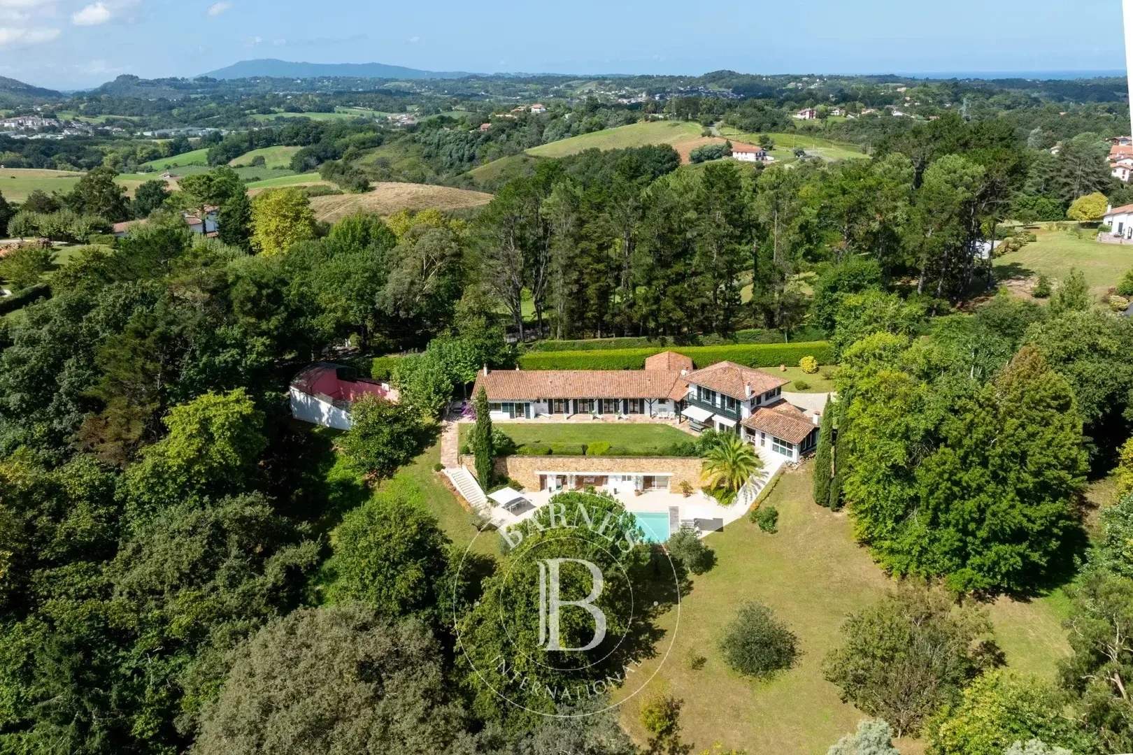 1 - house for sale in ciboure - côte basque pyrénées-atlantiques - côte basque france