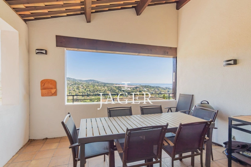 2 - verkoop appartement uitzicht op zee grimaud var frankrijk