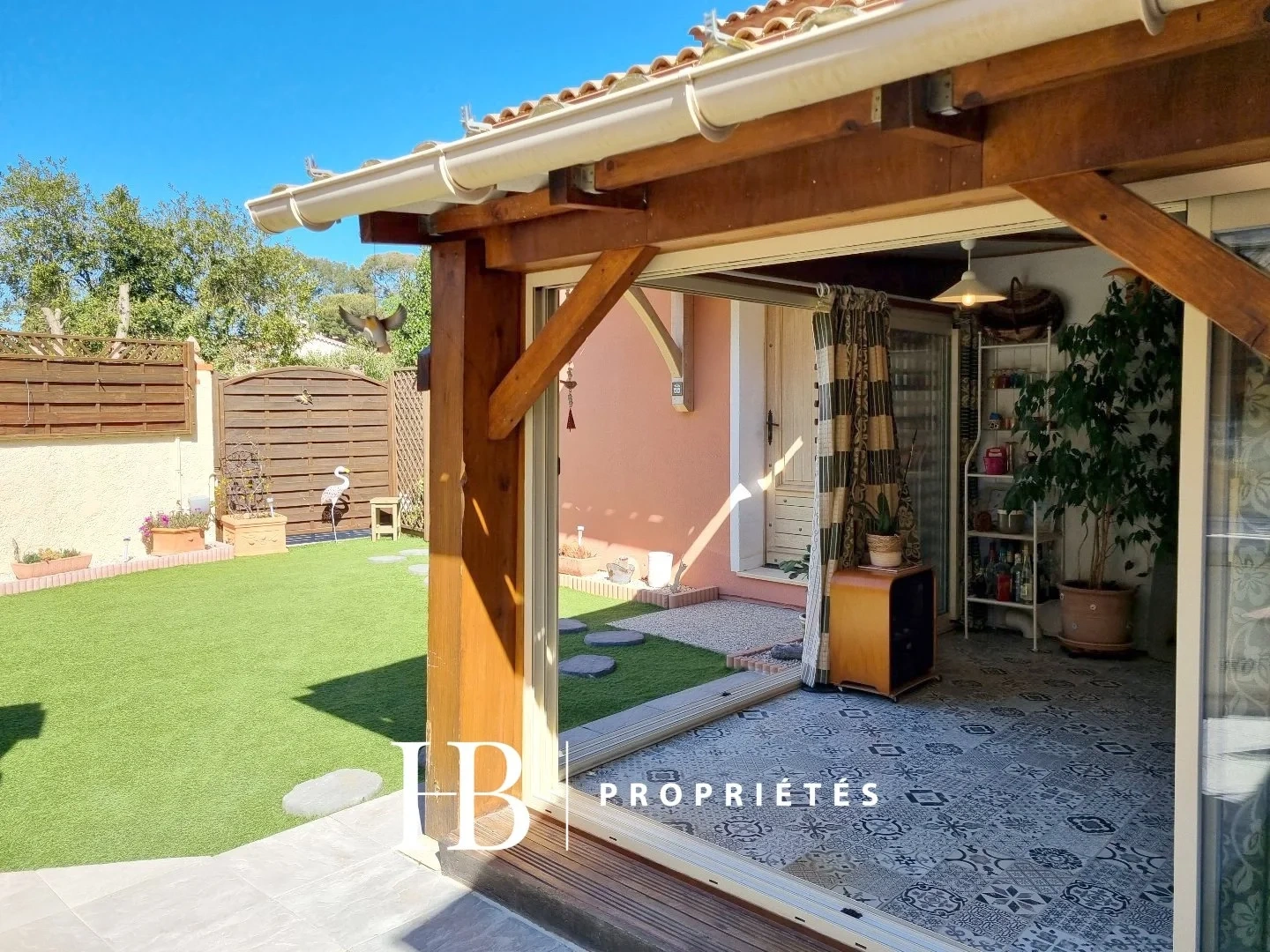 2 - venta casa six fours les plages var francia