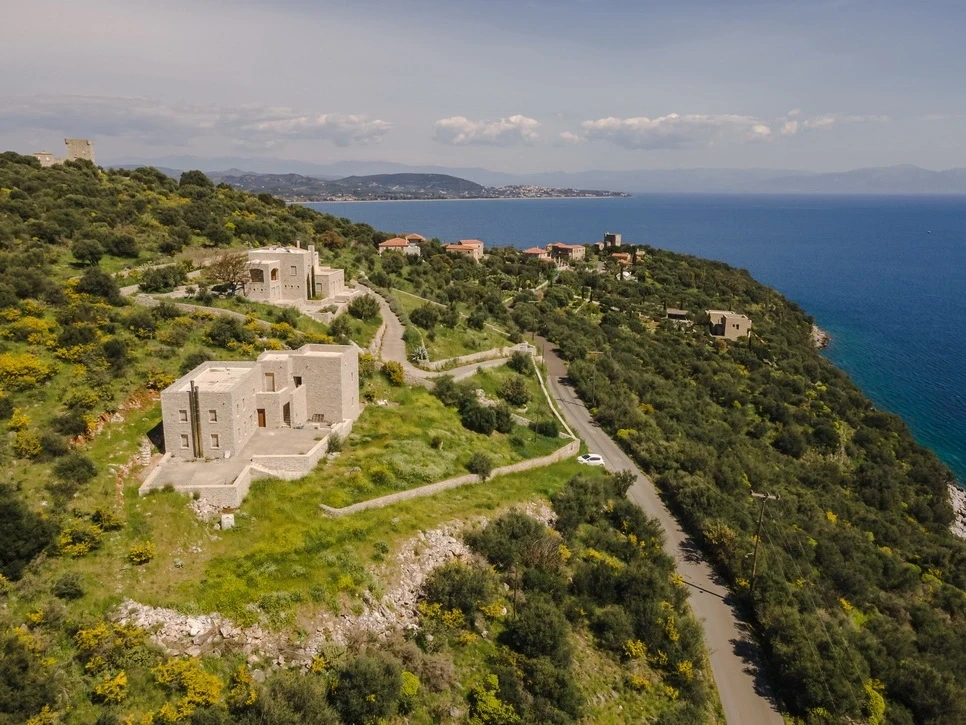 2 - venta casa ageranós peloponeso grecia