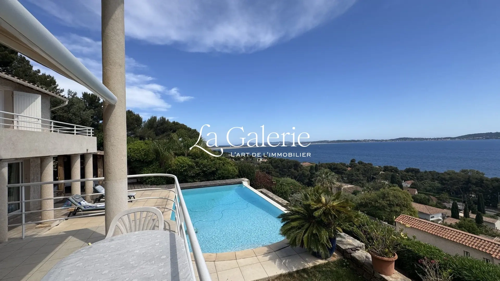 2 - sea view house for sale in carqueiranne var france