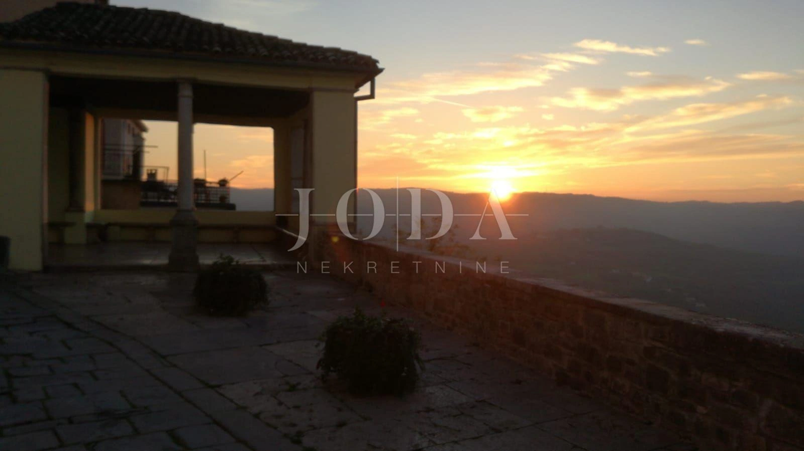1 - venta casa motovun istria croacia
