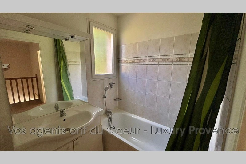 2 - venda casa fuveau bouches-du-rhône frança