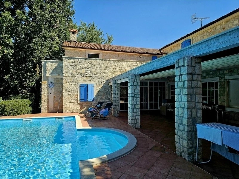 2 - venta casa poreč istria croacia