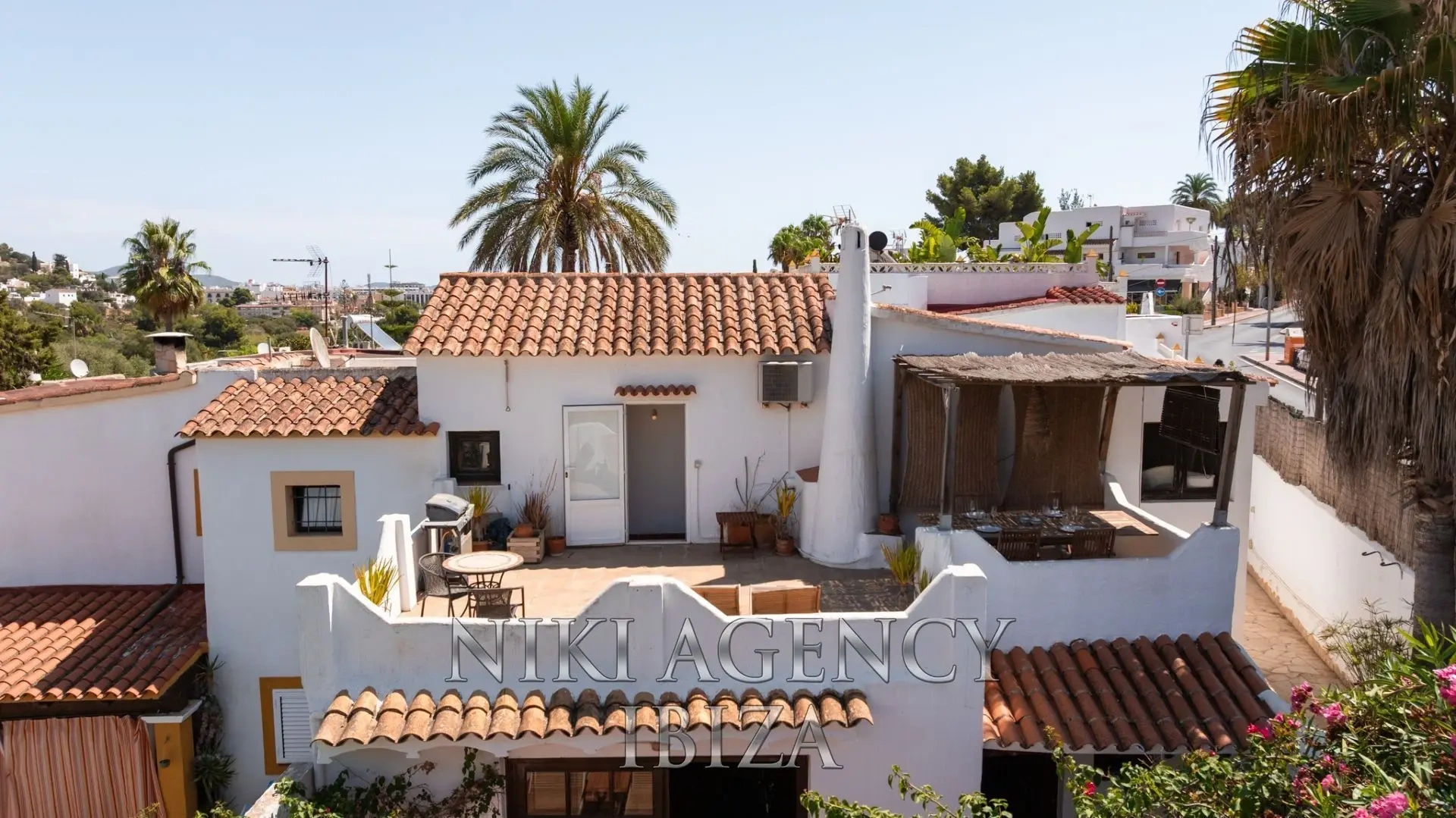 1 - verkauf haus strandpromenade santa eulalia del río ibiza - balearen spanien
