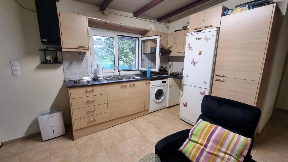 2 - vente maison goúrnes crète grèce