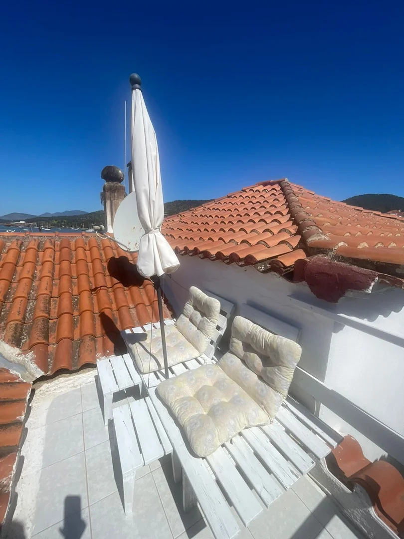 2 - venda apartamento vista de mar poros ática grécia