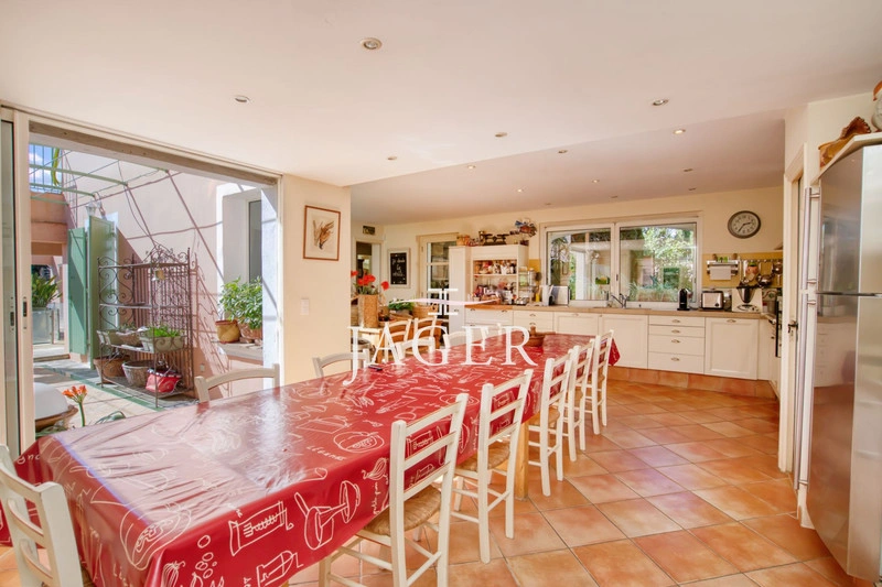 2 - vendita casa grimaud var francia