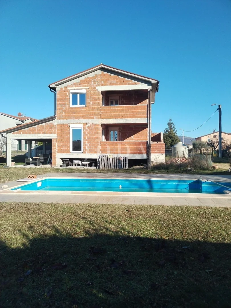 2 - venda casa labin istria croácia