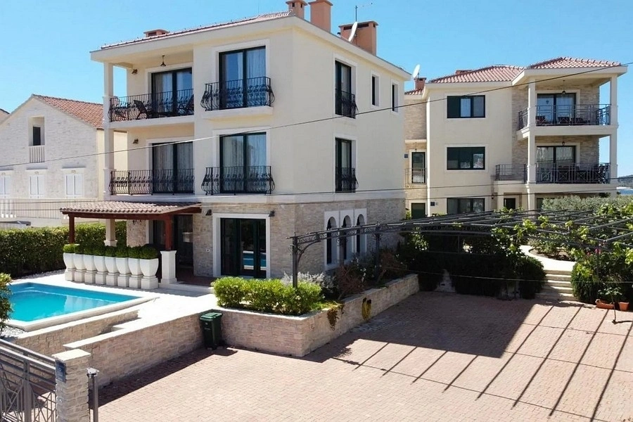 1 - venta casa vista al mar rogoznica šibenik-knin croacia