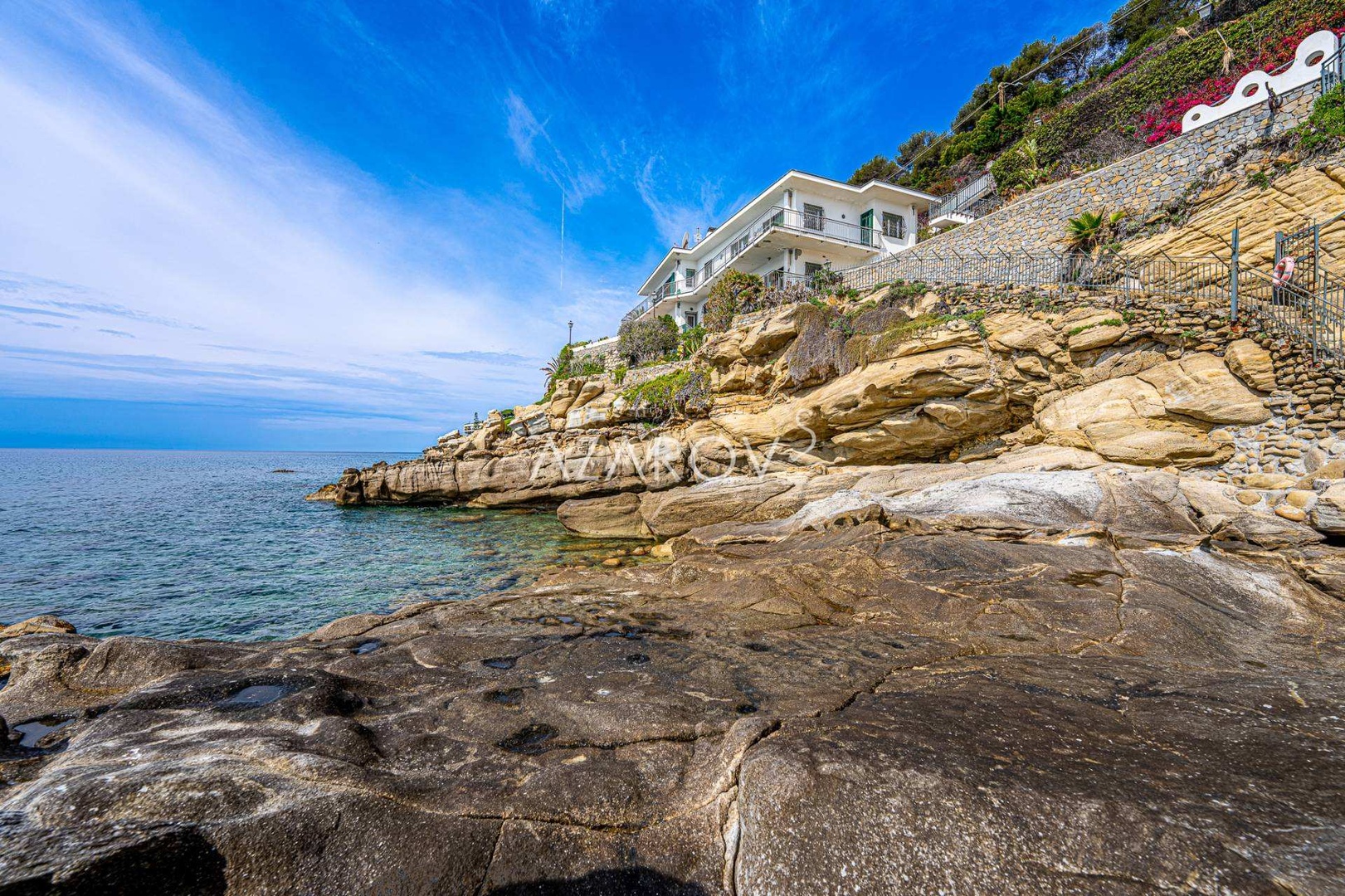 1 - venda casa frente ao mar sanremo liguria itália