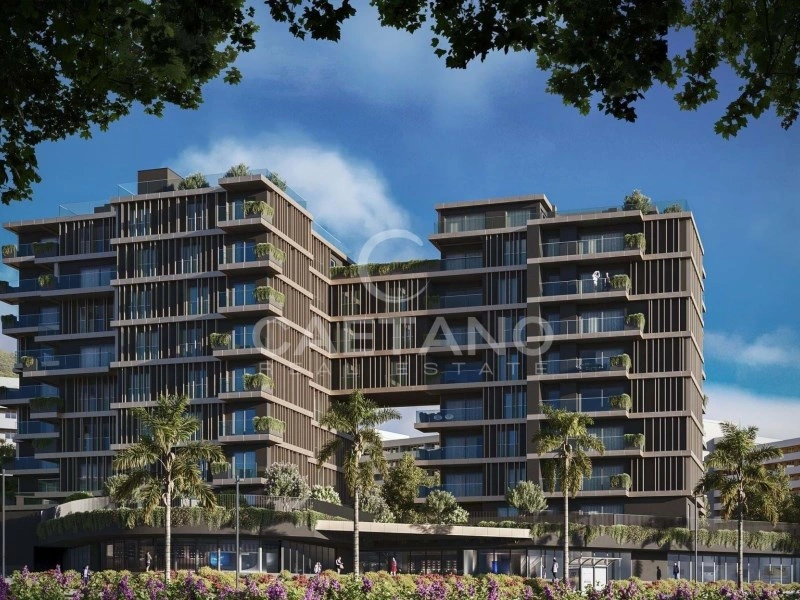 3 bedroom apartment with swimming pool