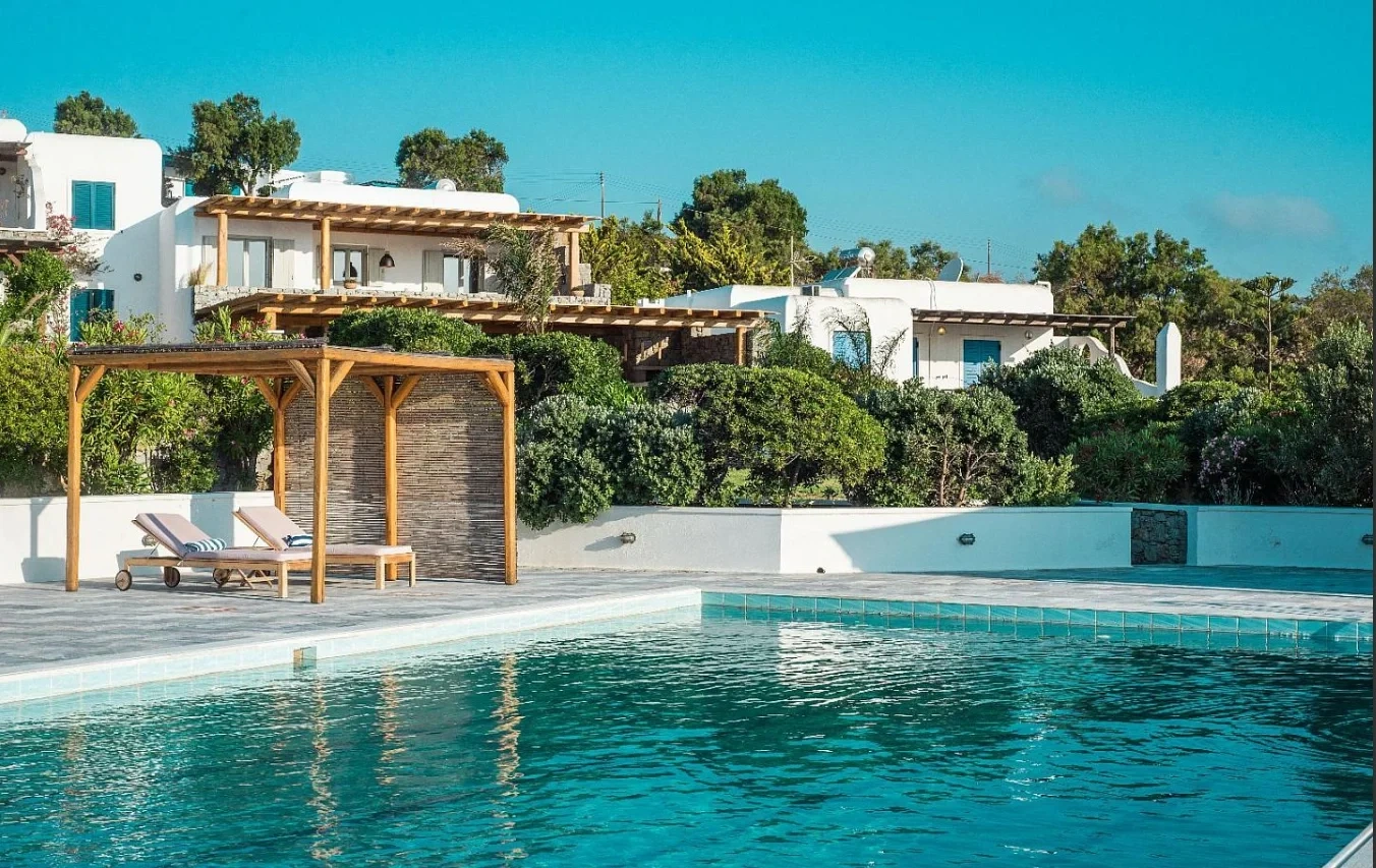 1 - vente villa pieds dans l'eau mykonos - cyclades egée méridionale grèce