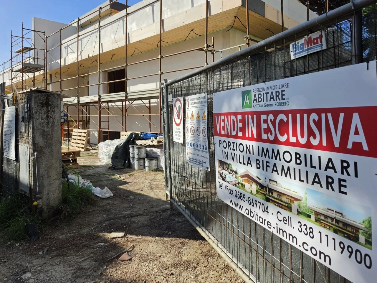 2 - venta villa montignoso toscana italia