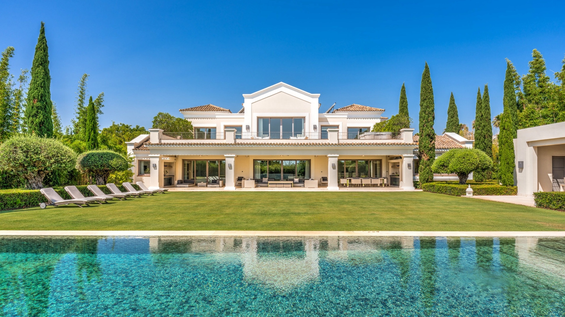 1 - sea view house for sale in sotogrande andalusia spain