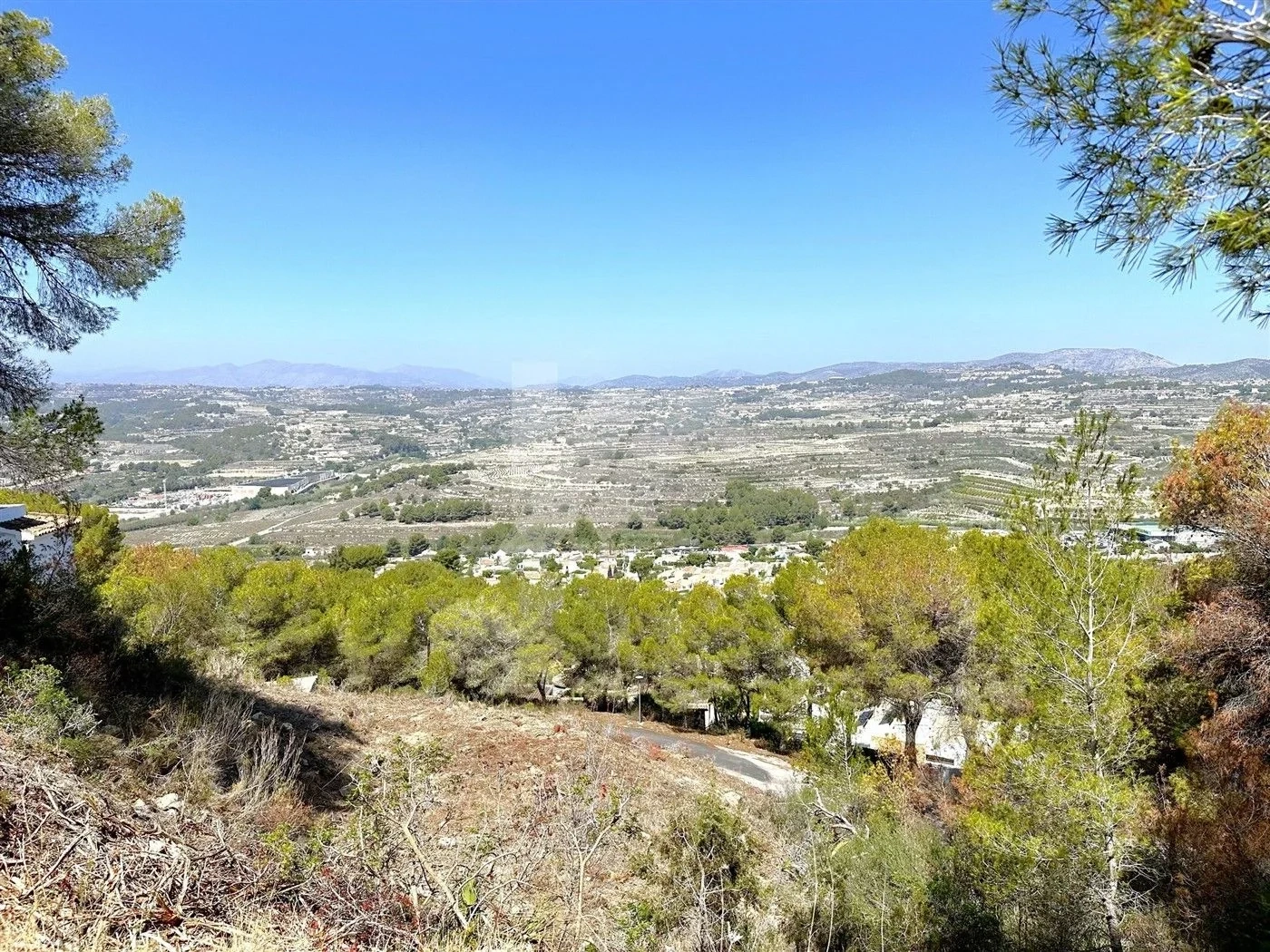 Terreno de 950 m²
