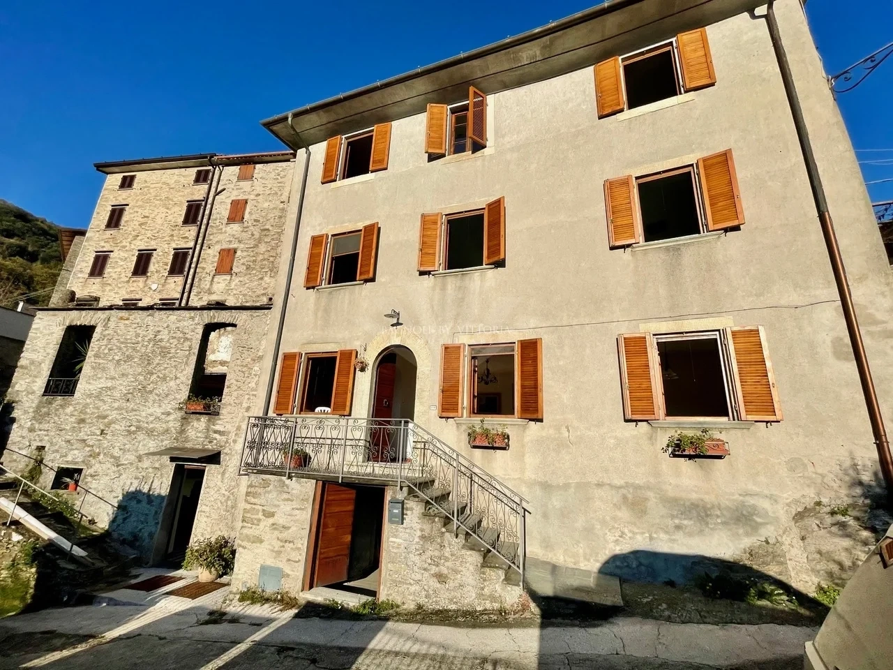 2 - venta casa stazzema toscana italia