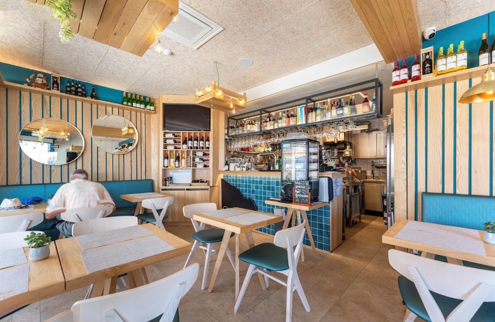 1 - venda espaço comercial a praia ao pé praia da luz algarve portugal
