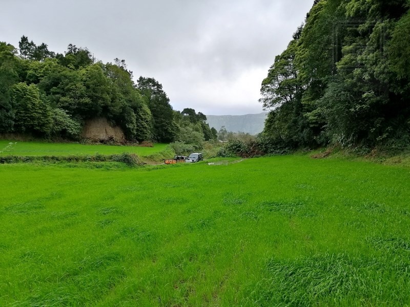 2 - vendita terreno sete cidades le azzorre portogallo