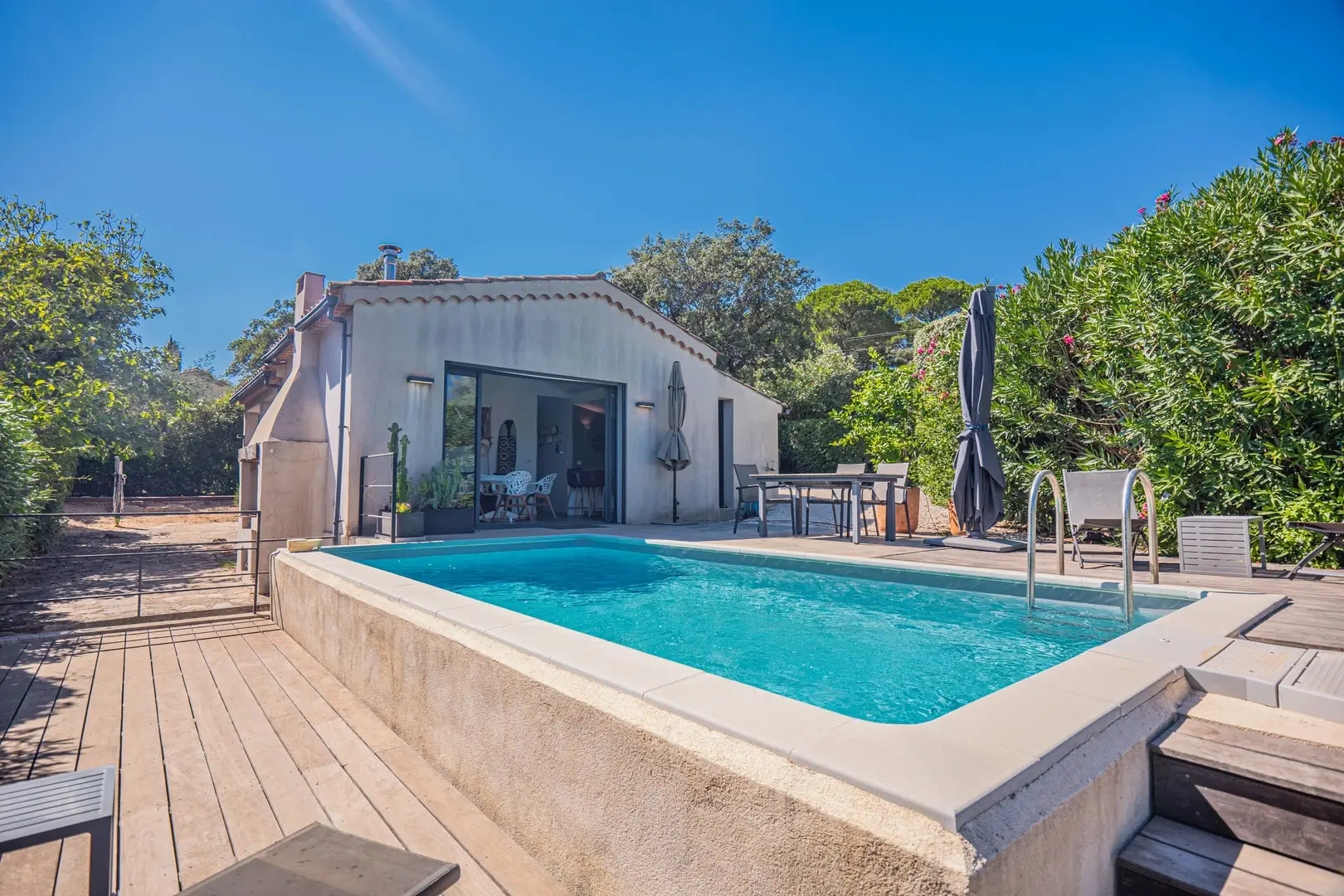 2 - verkoop villa uitzicht op zee grimaud var frankrijk