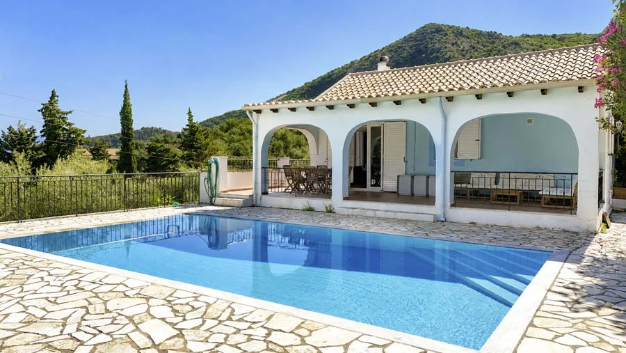 2 - venta villa vista al mar acharavi islas jónicas grecia