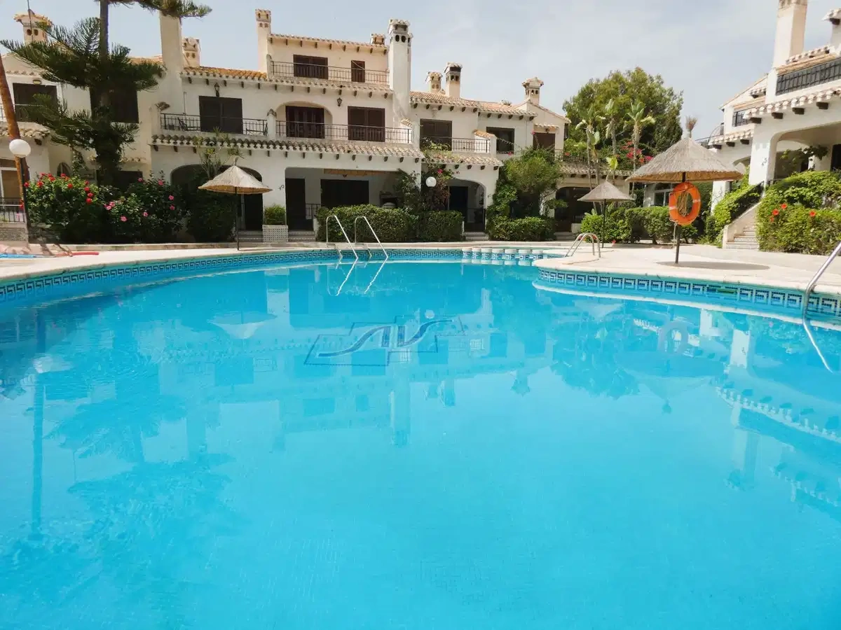 1 - venta villa a pie de playa cabo roig comunidad valenciana españa
