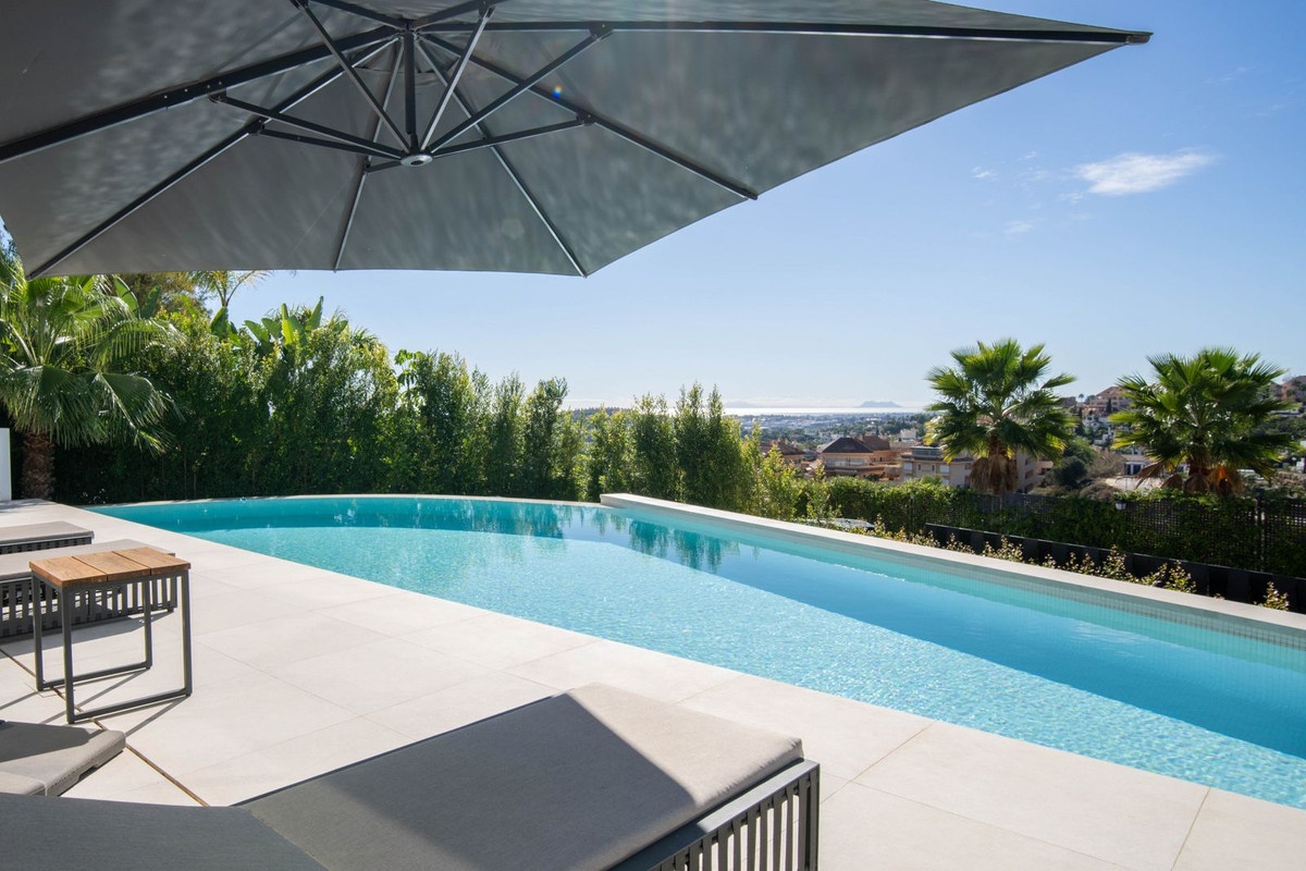 2 - vente maison vue mer nueva andalucia andalousie espagne
