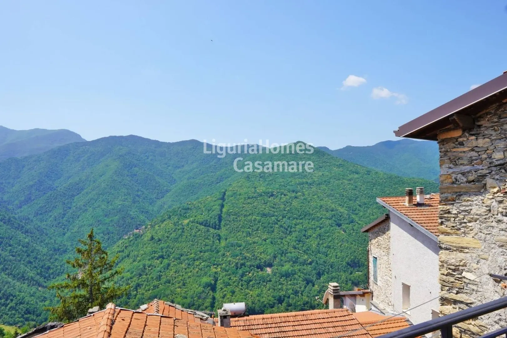 1 - verkoop huis triora liguria italië