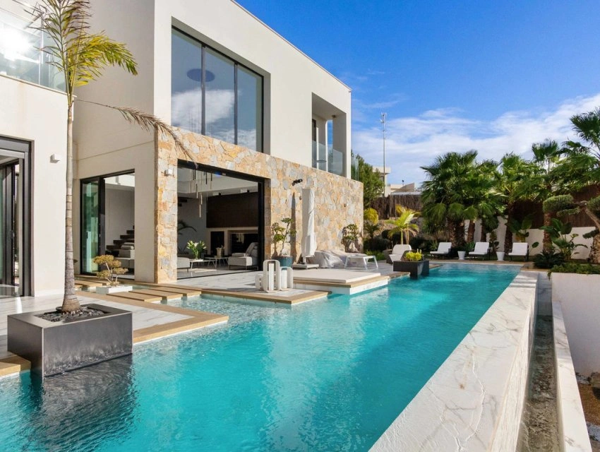 1 - verkoop villa aan het water orihuela valencian community spanje