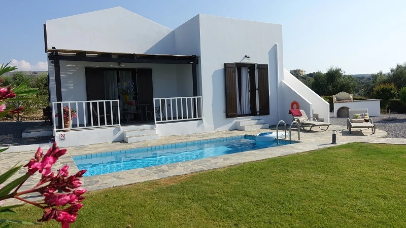 Maison vue mer avec piscine