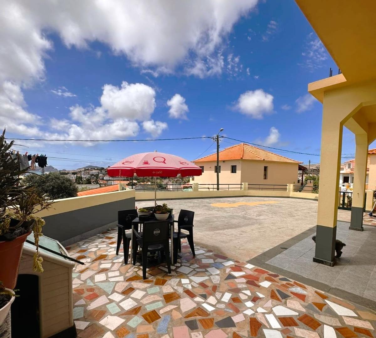 1 - venda casa frente ao mar porto santo madeira portugal