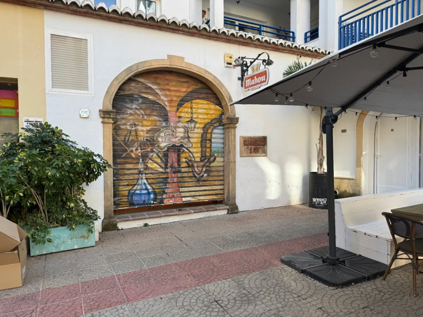 2 - venda espaço comercial a praia ao pé moraira - costa blanca comunidade valenciana espanha
