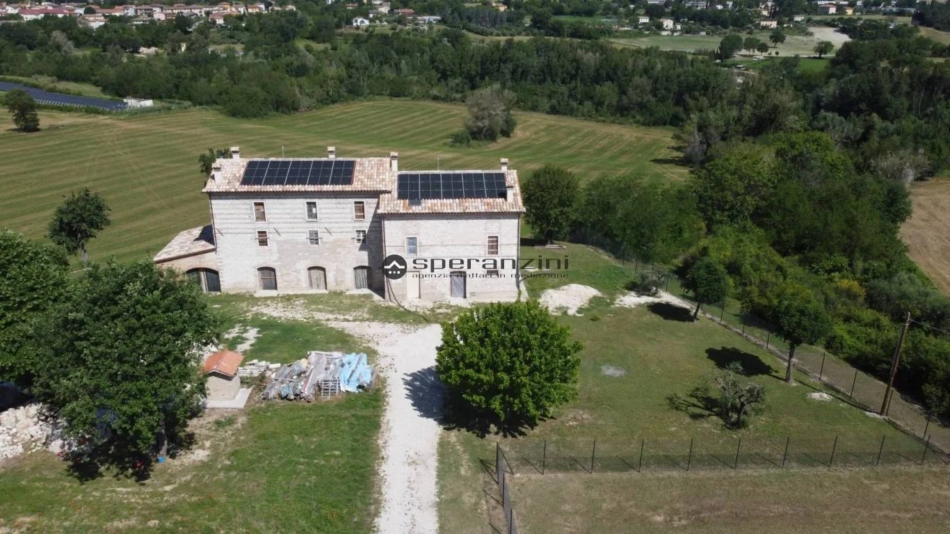 2 - venda propriedade fossombrone marcas itália