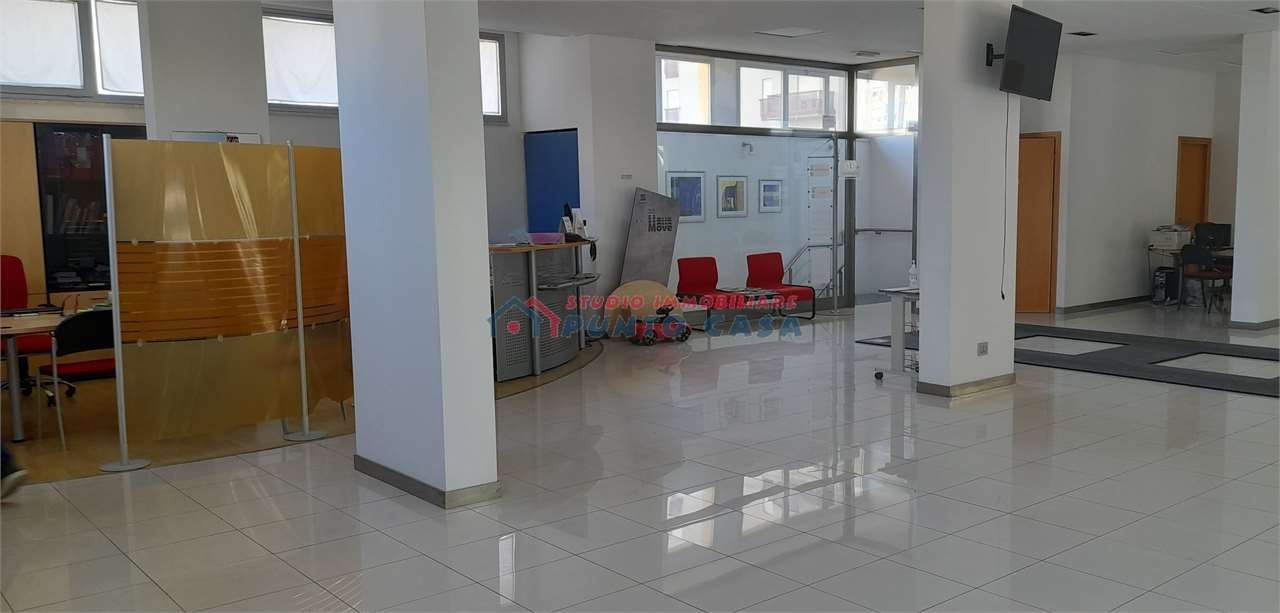 2 - vente commerce trapani sicile italie
