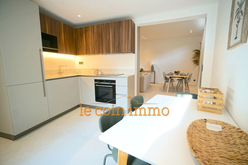 2 - verkoop appartement strand to voet antibes alpes-maritimes frankrijk
